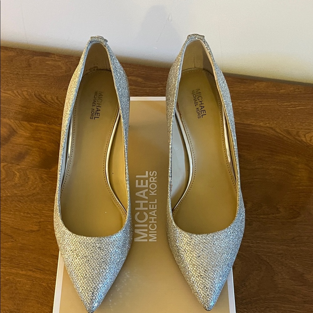 Michael Kors Glittering Silver Heels